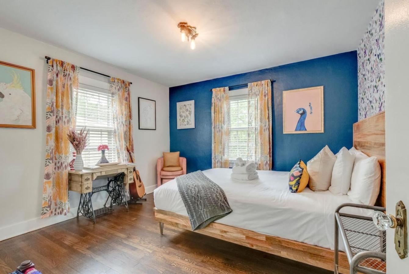 Unique And Stylish East 3 Bedroom 2.5 Bath Holiday home Nashville